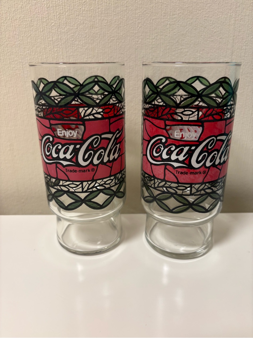 Vintage Coca Cola Tiffany Style 20 oz Drinking Glass